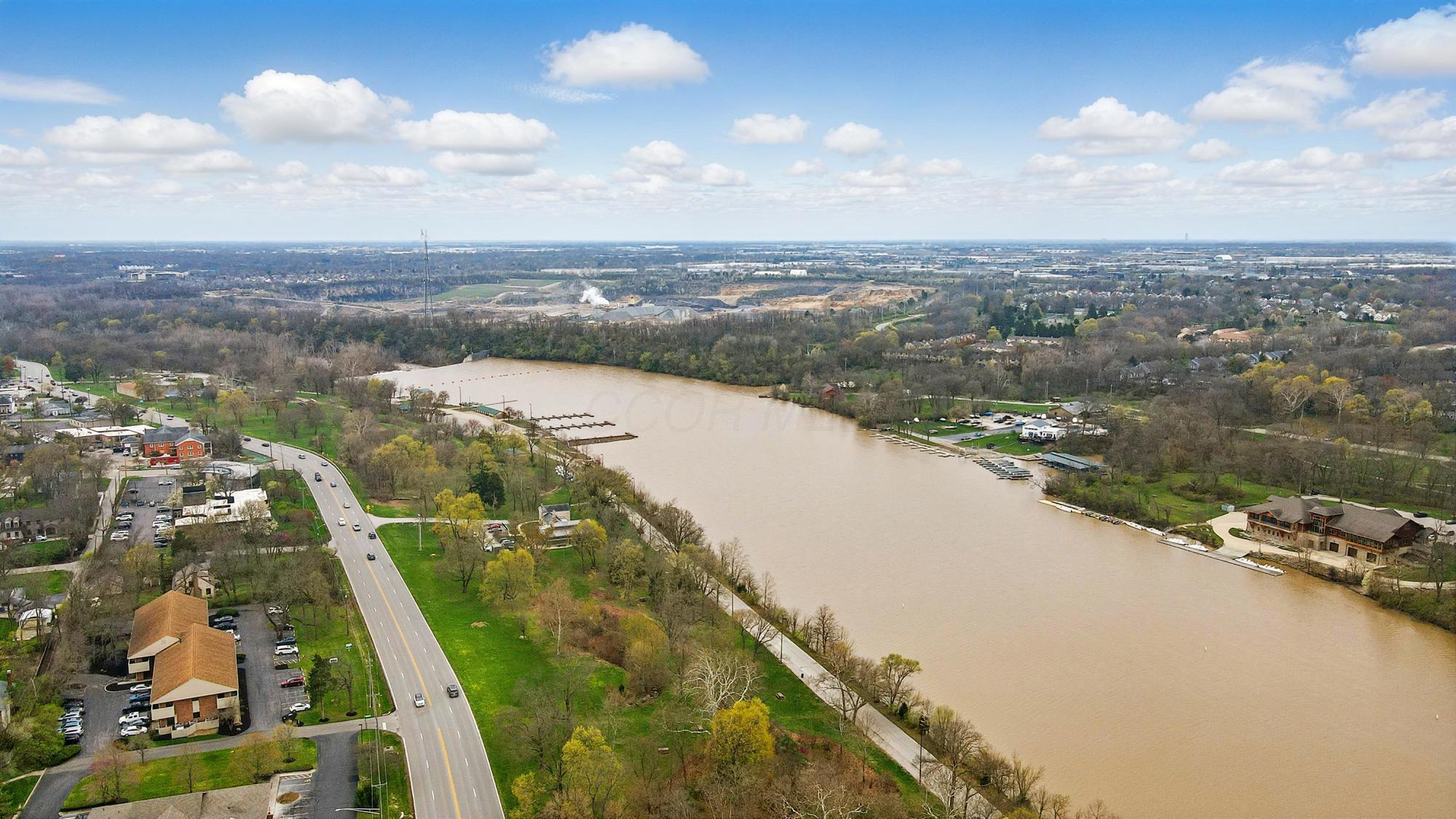 2839 Eastcleft Drive, Columbus, Ohio image 7