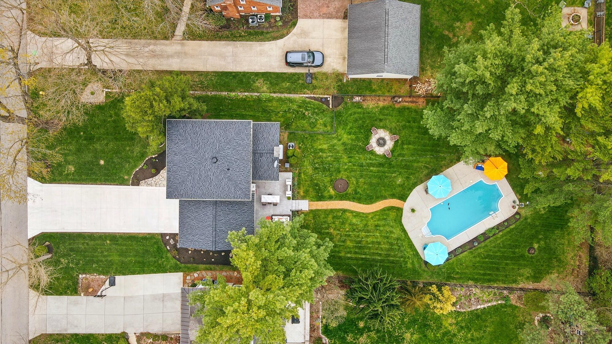 2839 Eastcleft Drive, Columbus, Ohio image 4