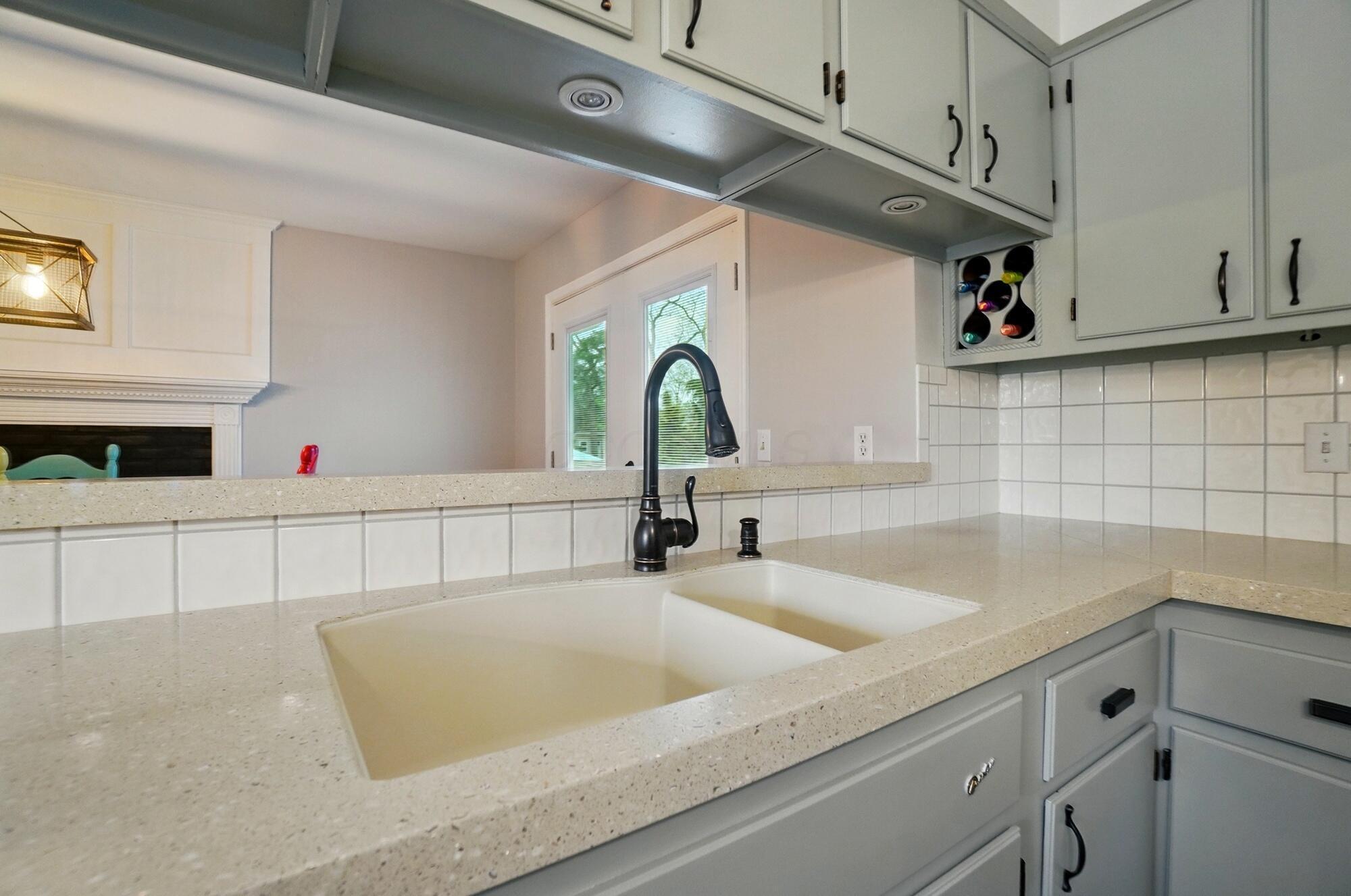 2839 Eastcleft Drive, Columbus, Ohio image 38