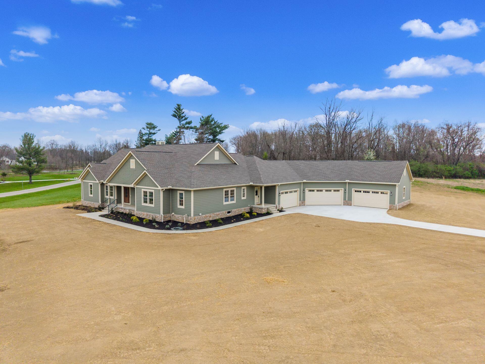 Sunbury, Ohio, 43074, United States, 4 Bedrooms Bedrooms, ,6 BathroomsBathrooms,Residential,Active,2007229