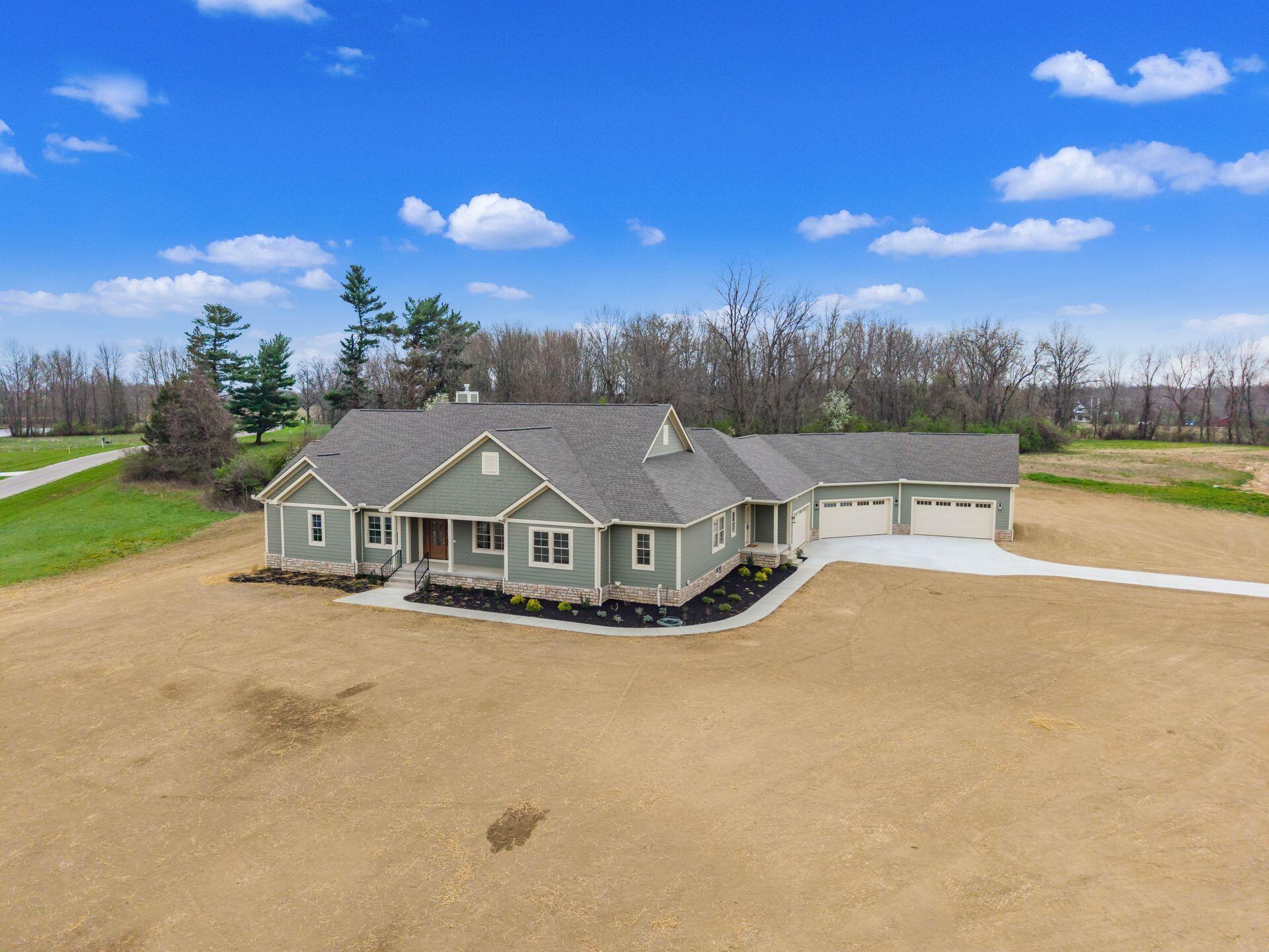 Sunbury, Ohio, 43074, United States, 4 Bedrooms Bedrooms, ,6 BathroomsBathrooms,Residential,Active,2007229