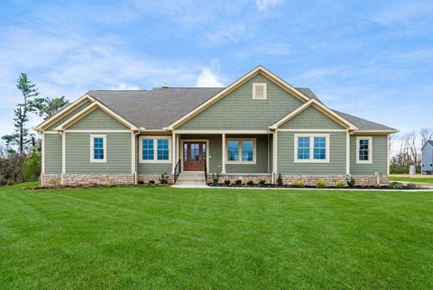 Photo of 384 Olive Court, Sunbury, OH 43074 (MLS # 225045962)