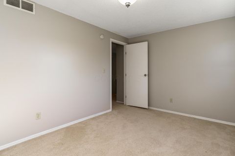 Tiny photo for 6207 Roxburgh Court 16D #16D, Columbus, OH 43213 (MLS # 225039524)