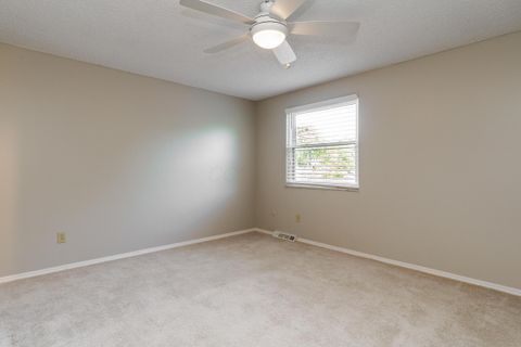 Tiny photo for 6207 Roxburgh Court 16D #16D, Columbus, OH 43213 (MLS # 225039524)