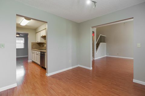 Tiny photo for 6207 Roxburgh Court 16D #16D, Columbus, OH 43213 (MLS # 225039524)