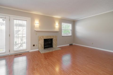 Tiny photo for 6207 Roxburgh Court 16D #16D, Columbus, OH 43213 (MLS # 225039524)