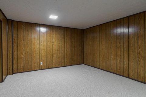 Tiny photo for 6207 Roxburgh Court 16D #16D, Columbus, OH 43213 (MLS # 225039524)