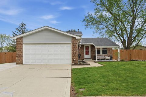 Tiny photo for 510 Supreme Court, Delaware, OH 43015 (MLS # 226012302)