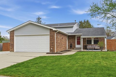 Tiny photo for 510 Supreme Court, Delaware, OH 43015 (MLS # 226012302)