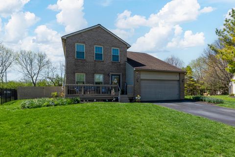 Photo of 524 Thorngate Court, Galloway, OH 43119 (MLS # 226018816)