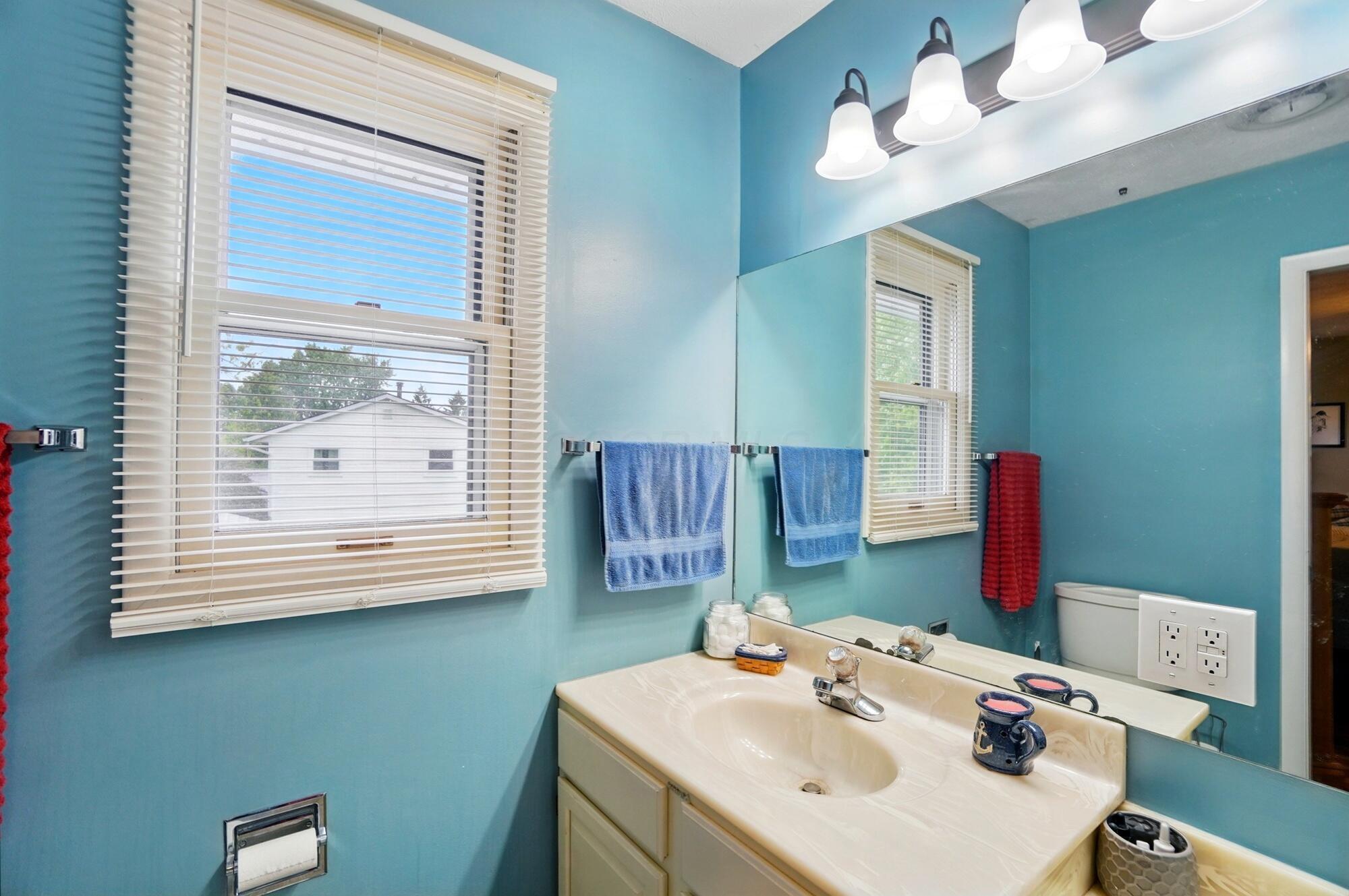 701 Hartford Drive, Springfield, Ohio image 27