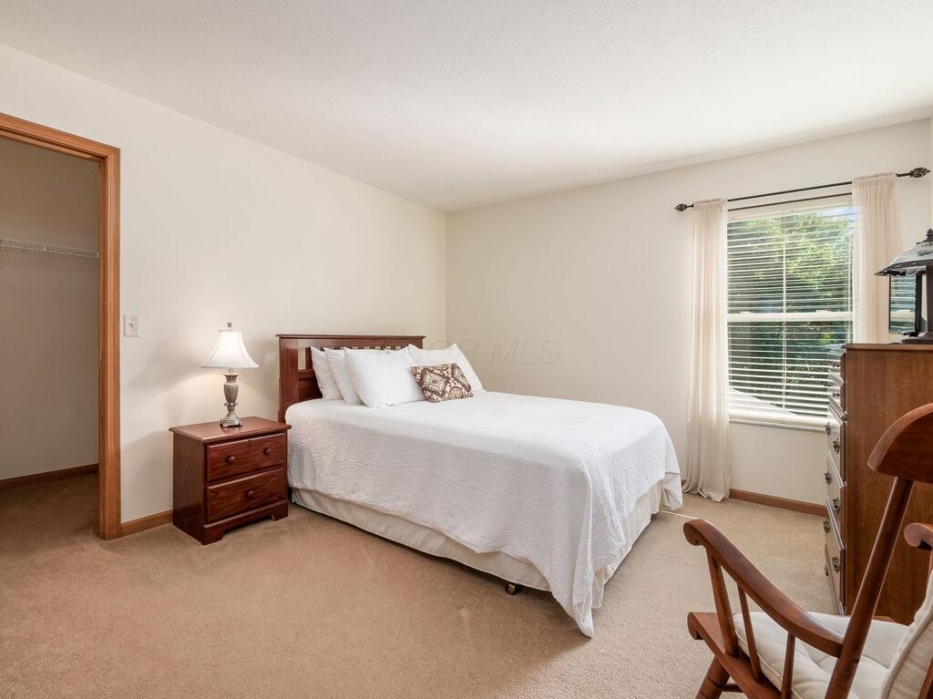 8088 Reynoldswood Drive, Reynoldsburg, Ohio image 22