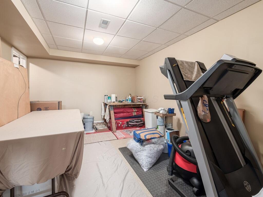 8088 Reynoldswood Drive, Reynoldsburg, Ohio image 30