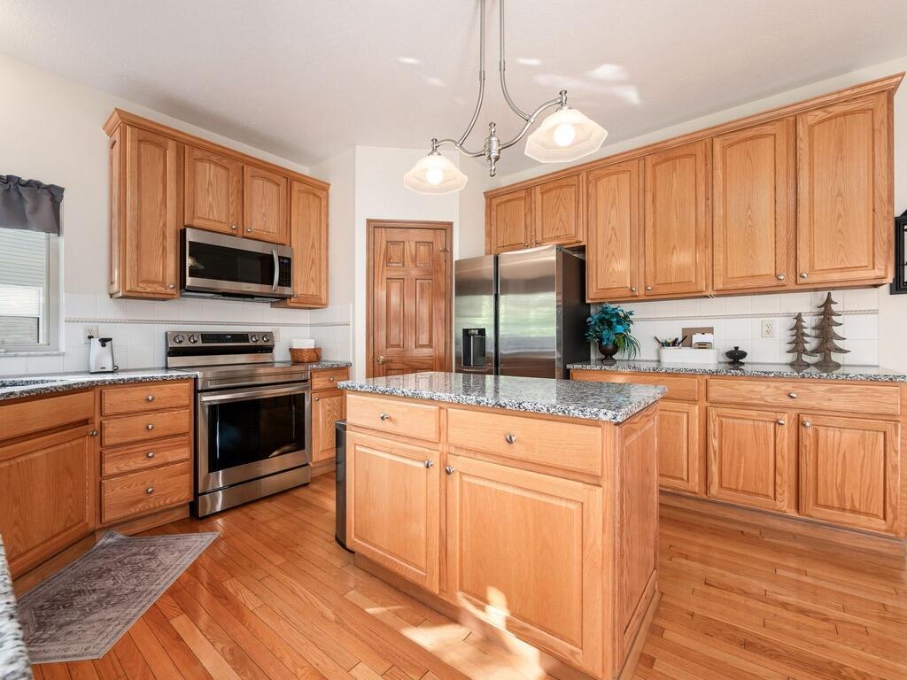 8088 Reynoldswood Drive, Reynoldsburg, Ohio image 11