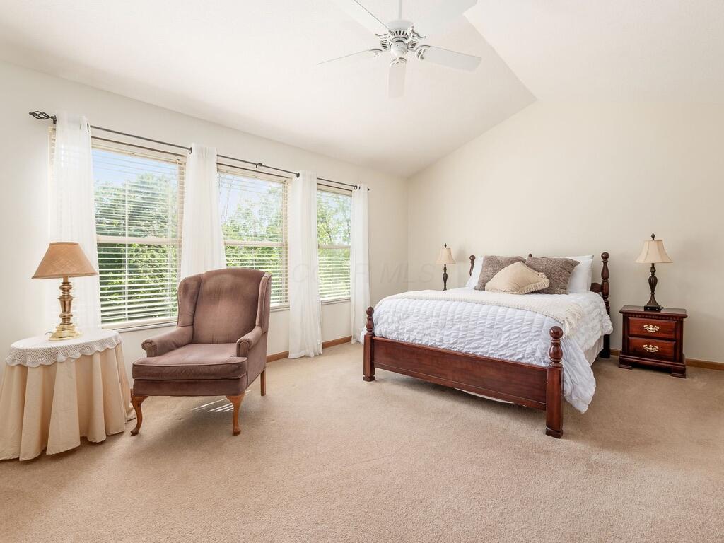 8088 Reynoldswood Drive, Reynoldsburg, Ohio image 17