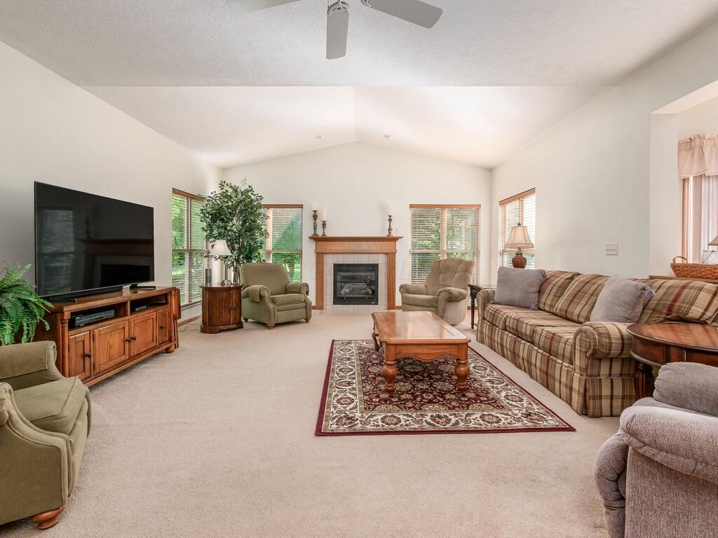 8088 Reynoldswood Drive, Reynoldsburg, Ohio image 7