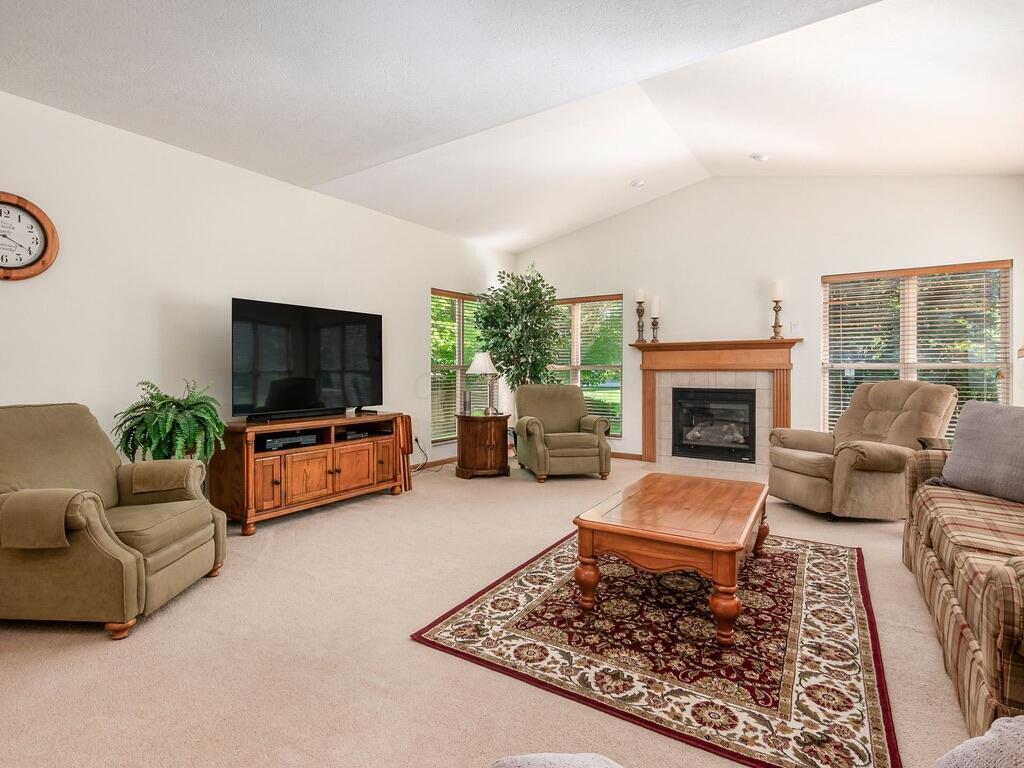 8088 Reynoldswood Drive, Reynoldsburg, Ohio image 8