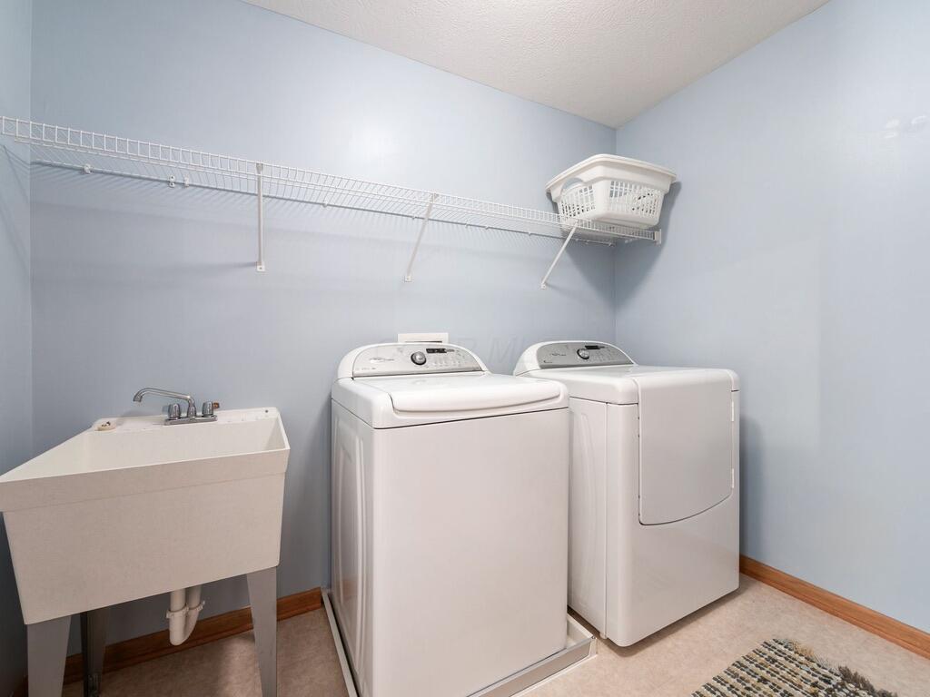 8088 Reynoldswood Drive, Reynoldsburg, Ohio image 21