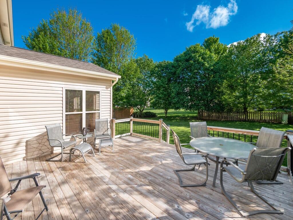 8088 Reynoldswood Drive, Reynoldsburg, Ohio image 32