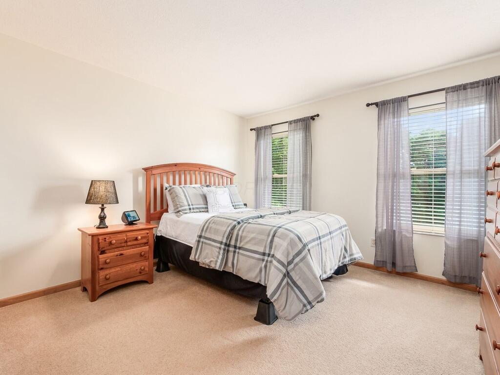 8088 Reynoldswood Drive, Reynoldsburg, Ohio image 23