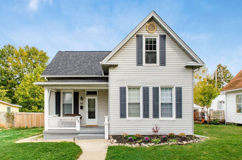 Photo for 68 E Mound Street, Canal Winchester, OH 43110 (MLS # 225040533)