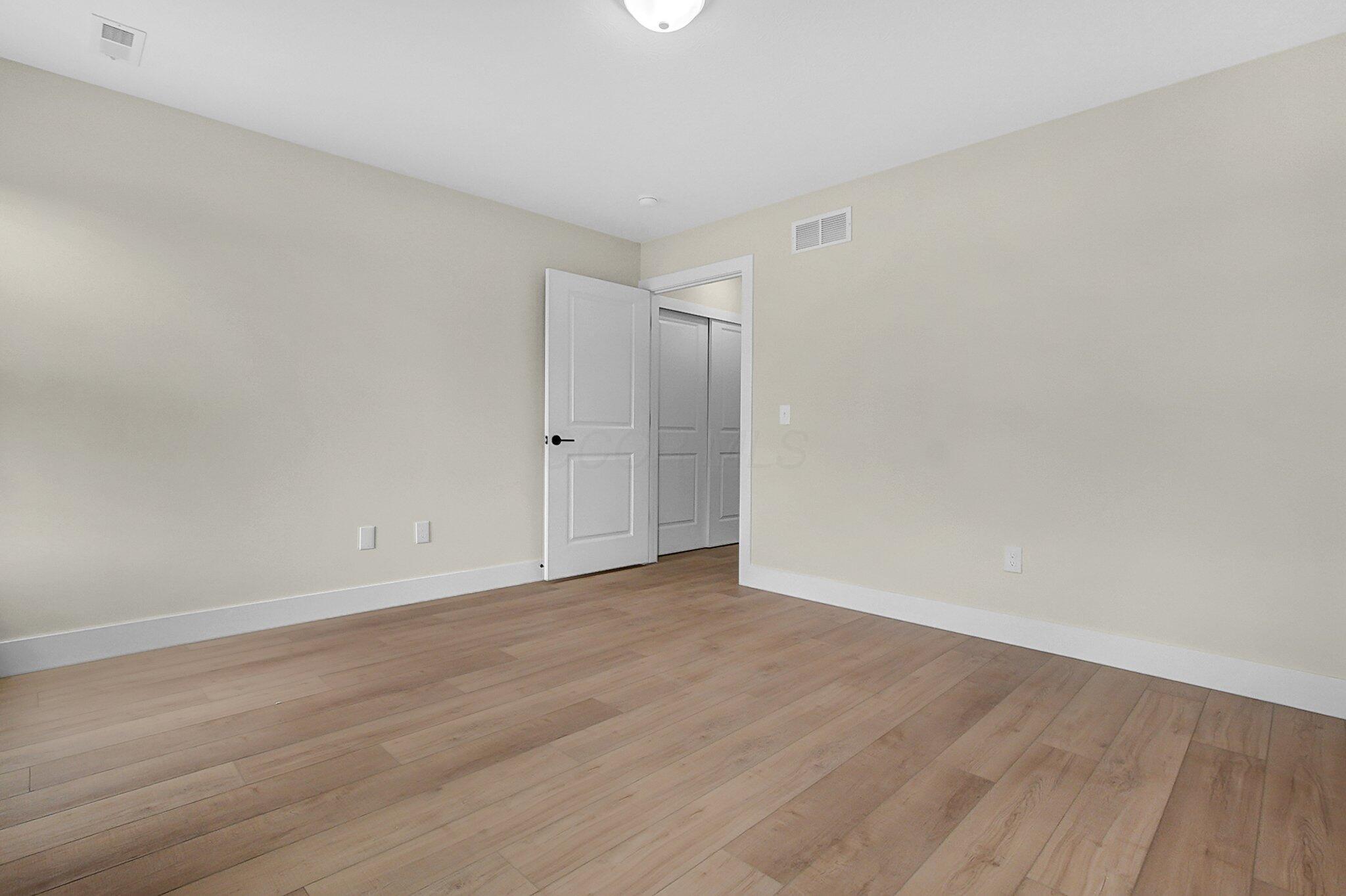 104 Cumberland Meadows Circle, Hebron, Ohio image 17
