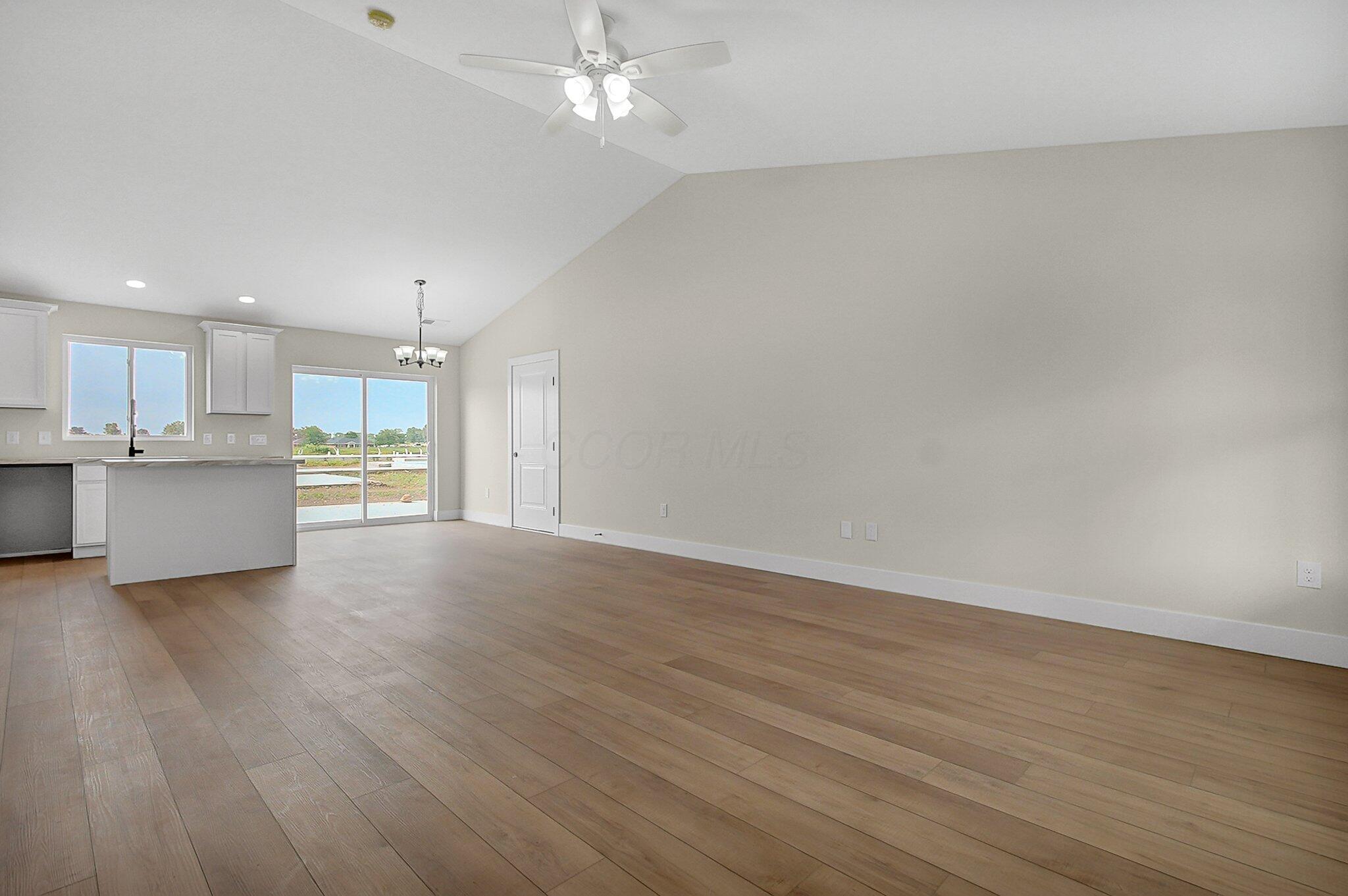104 Cumberland Meadows Circle, Hebron, Ohio image 3