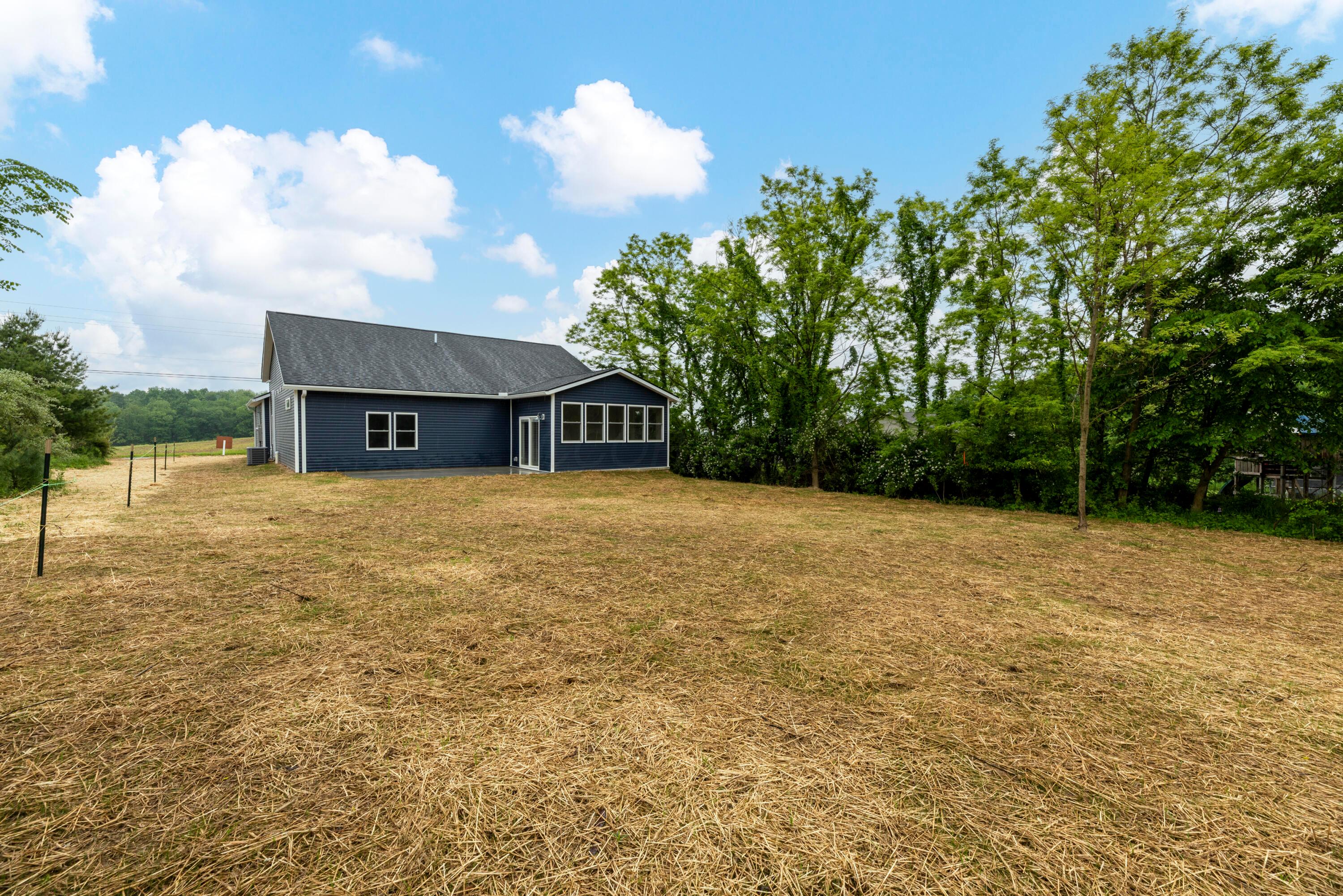 13567 Magers Road, Howard, Ohio image 31