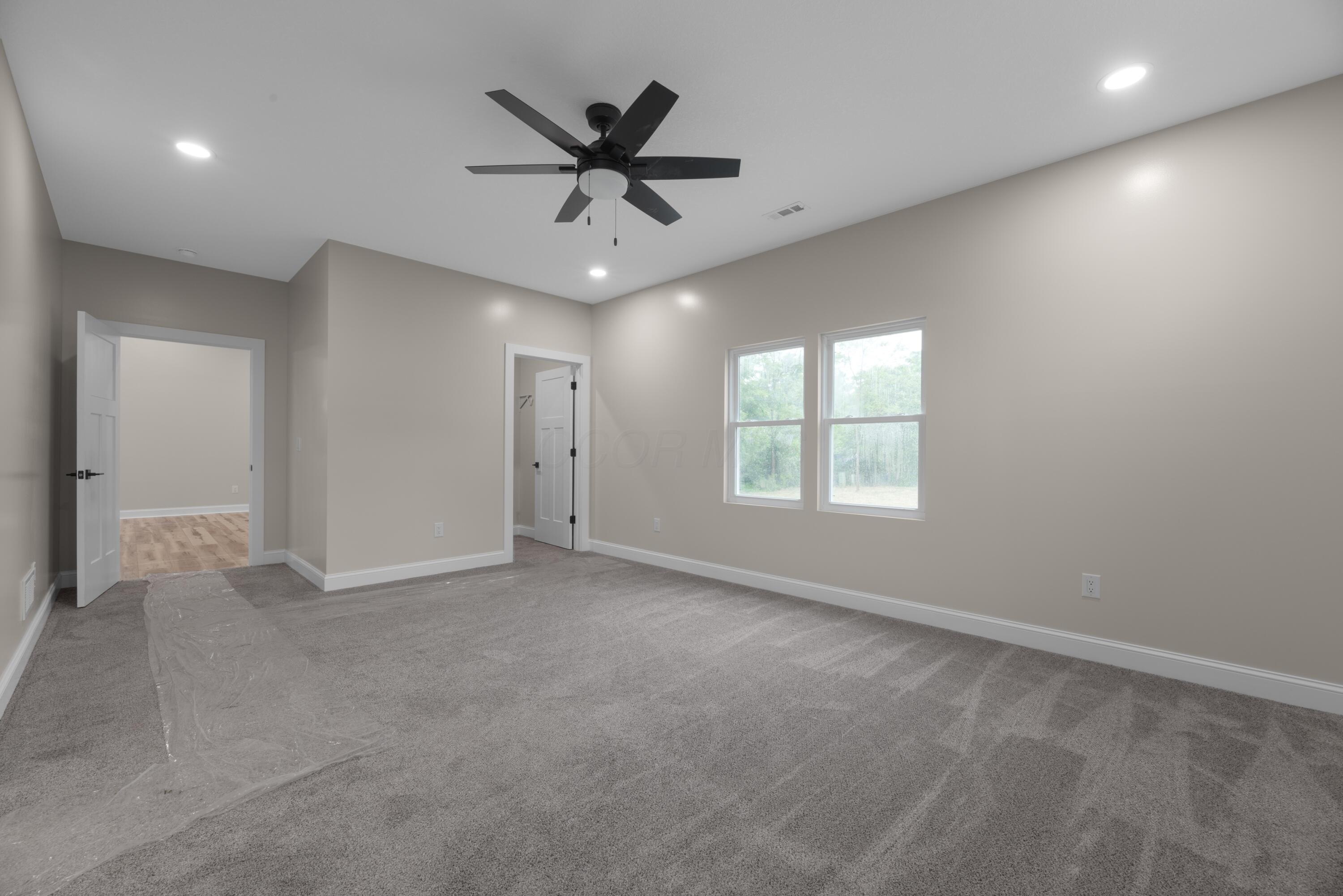13567 Magers Road, Howard, Ohio image 22