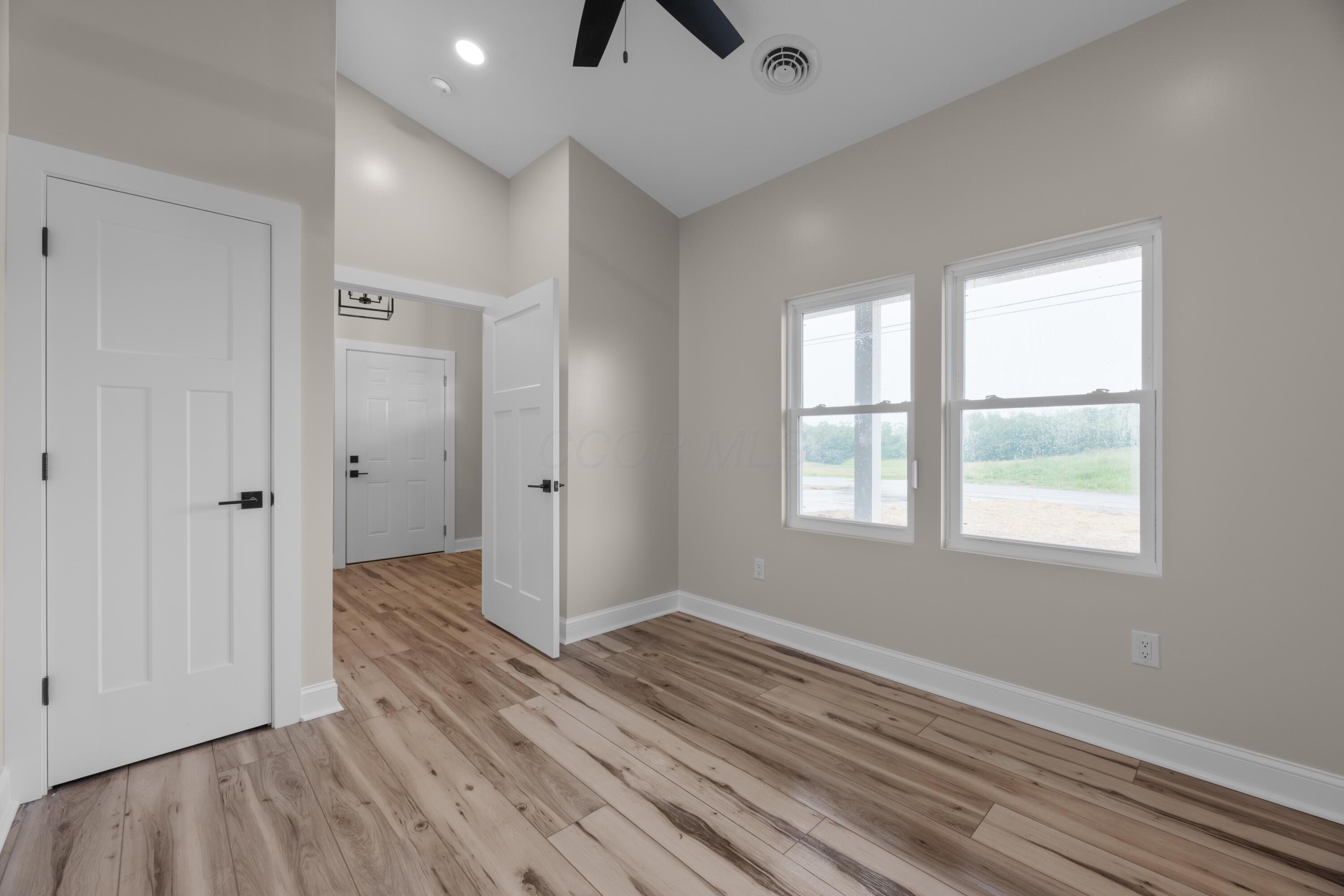 13567 Magers Road, Howard, Ohio image 4