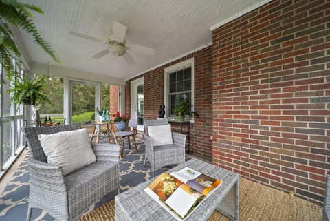 Tiny photo for 301 Belleview Avenue, Chillicothe, OH 45601 (MLS # 226018739)