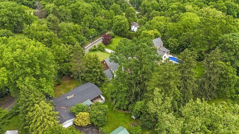 Tiny photo for 301 Belleview Avenue, Chillicothe, OH 45601 (MLS # 226018739)