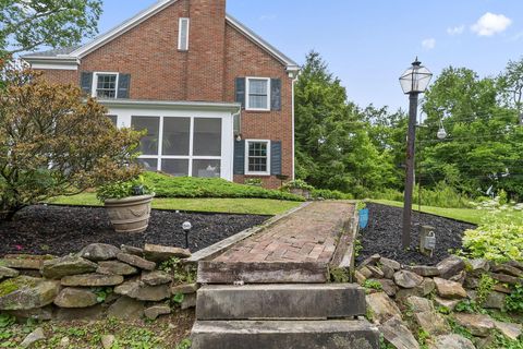Tiny photo for 301 Belleview Avenue, Chillicothe, OH 45601 (MLS # 226018739)