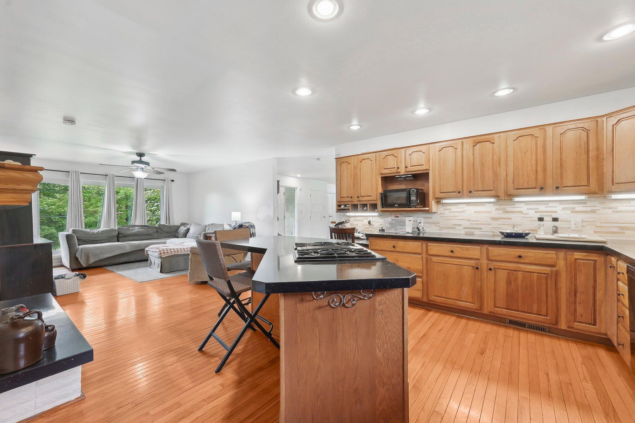 385 Taylor Blair Road, West Jefferson, Ohio image 12