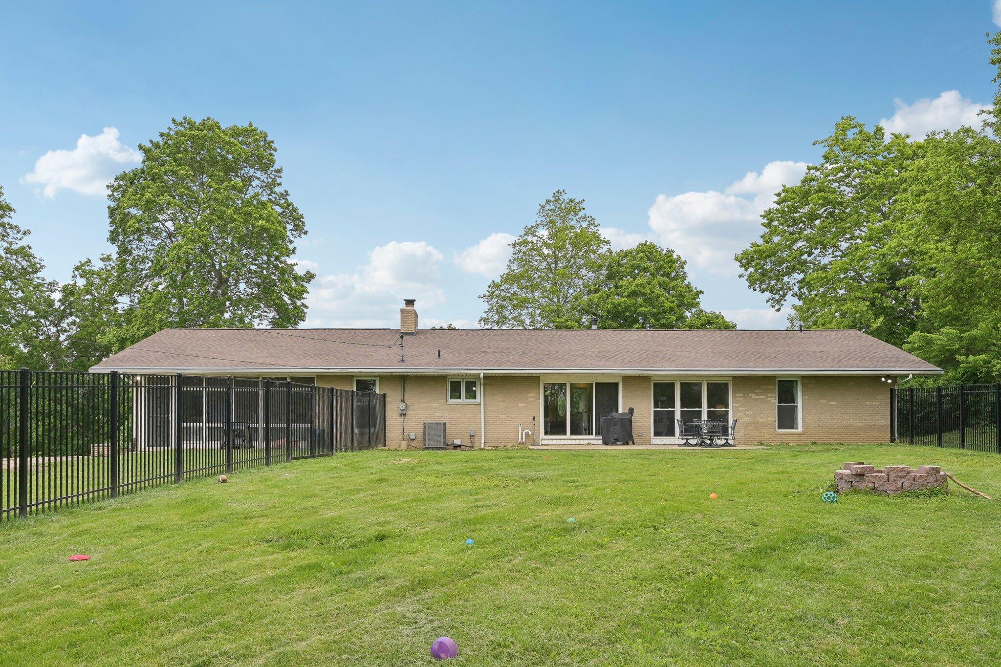 385 Taylor Blair Road, West Jefferson, Ohio image 9