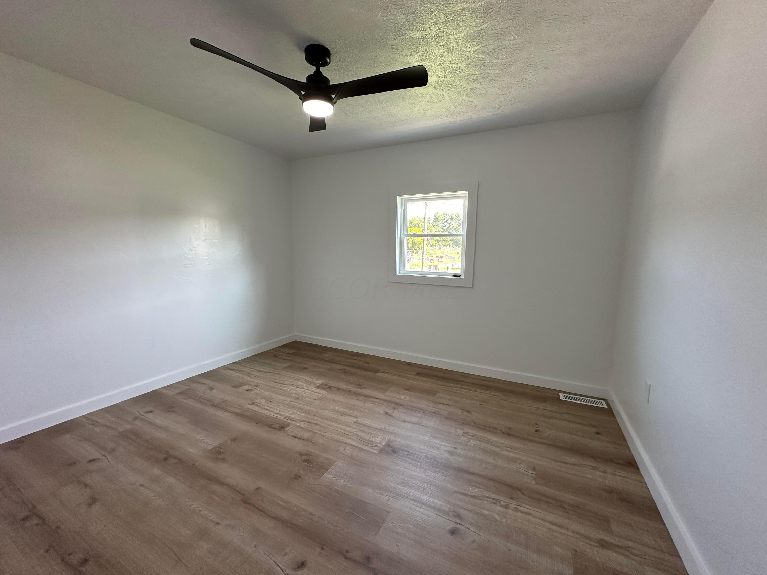1347 Homer Road, Utica, Ohio image 14
