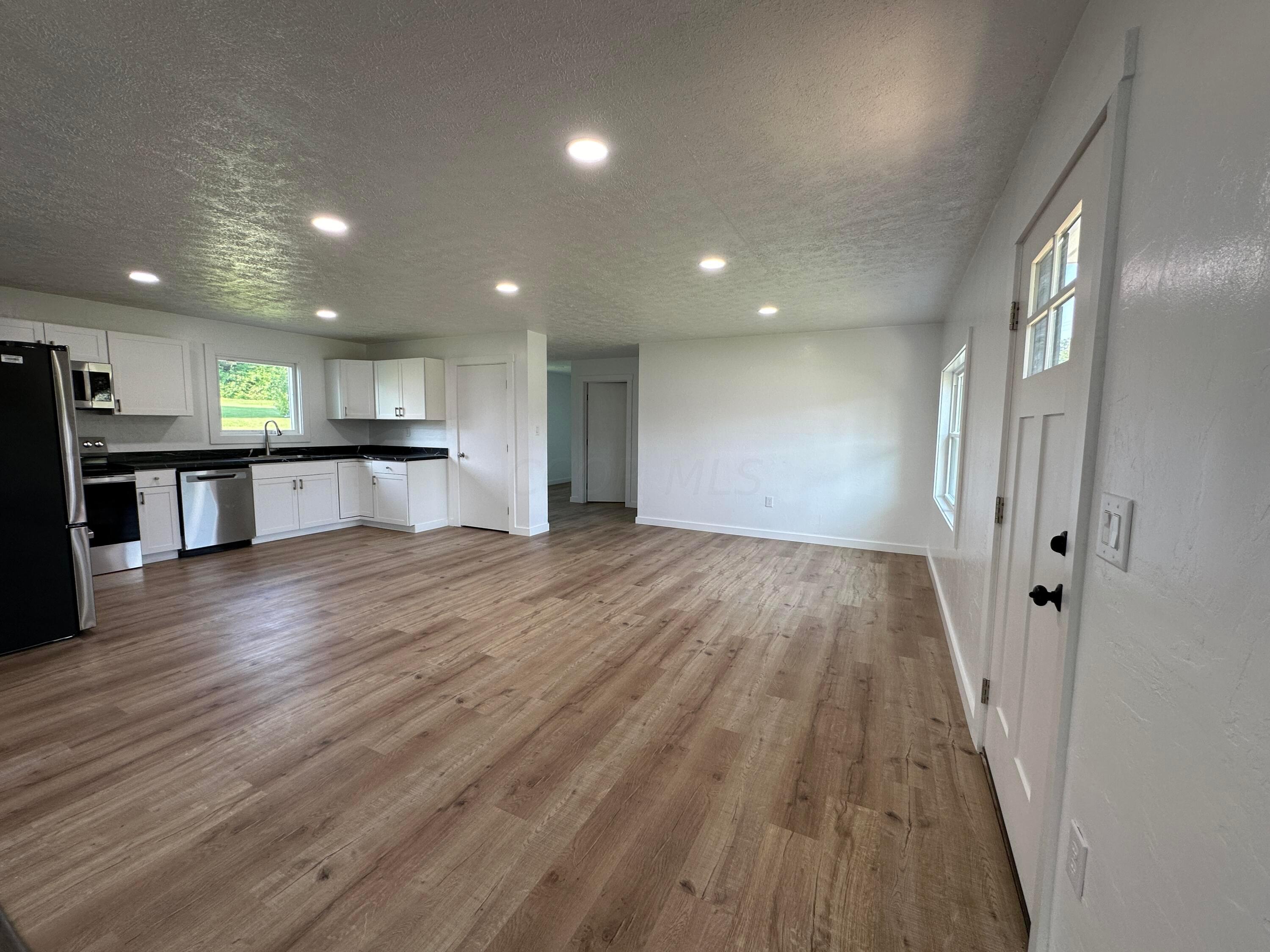 1347 Homer Road, Utica, Ohio image 12