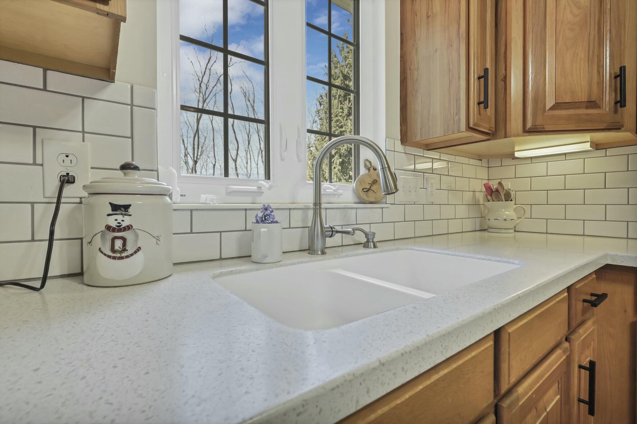 1911 Patrick Drive, Newark, Ohio image 28