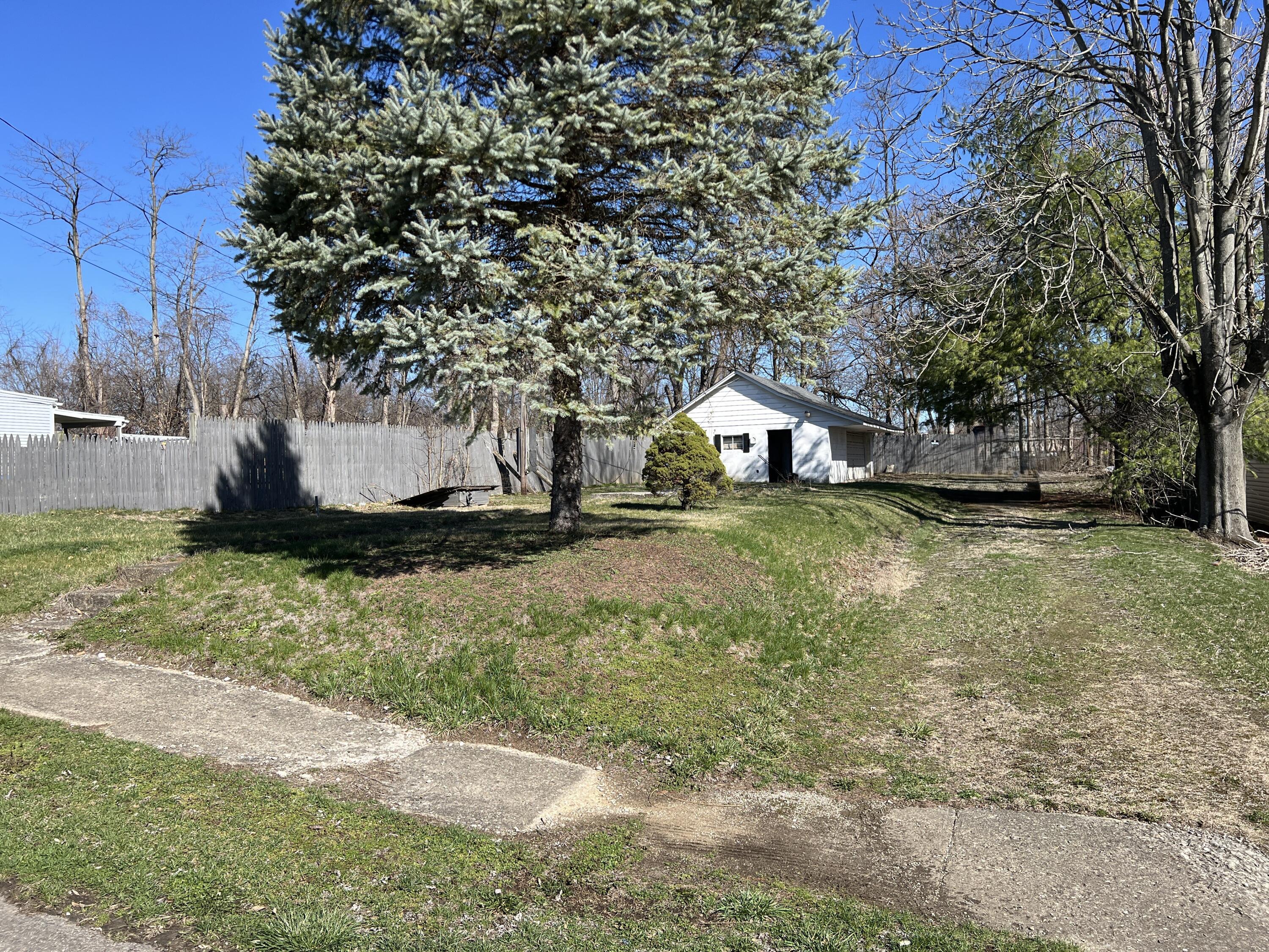 654 Russell Avenue, Newark, Ohio image 2