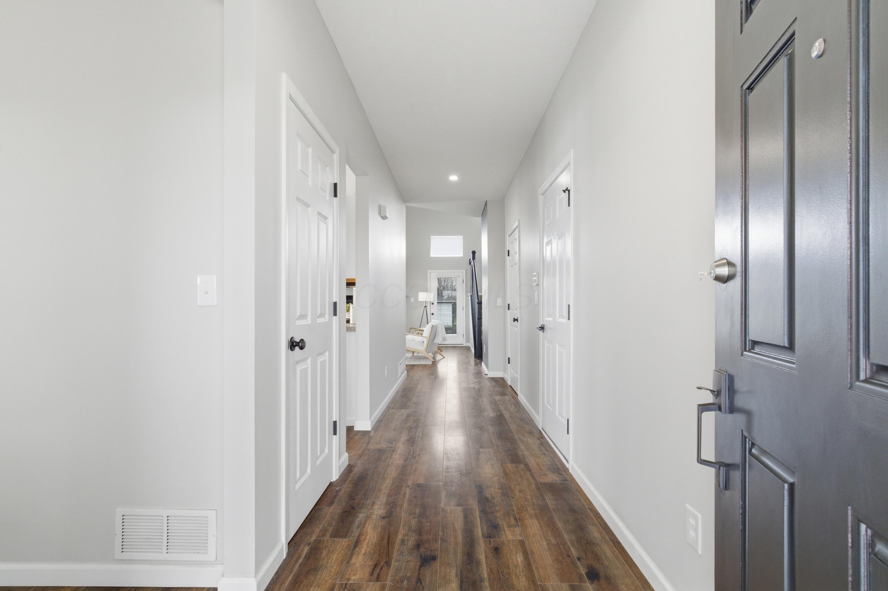 1045 Willow Creek Court