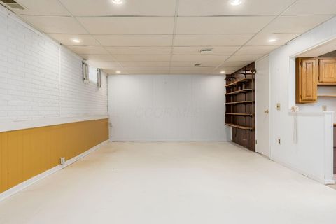 Tiny photo for 4765 Coach Road, Columbus, OH 43220 (MLS # 225044787)