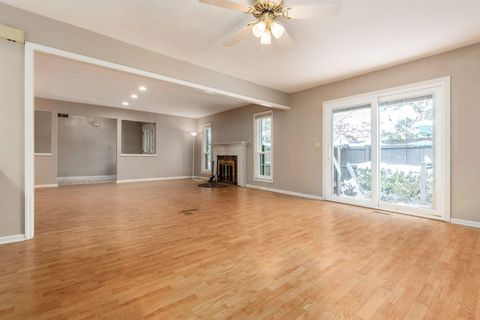 Tiny photo for 4765 Coach Road, Columbus, OH 43220 (MLS # 225044787)