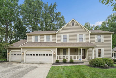 Photo of 777 Black Gold Avenue, Gahanna, OH 43230 (MLS # 226033658)