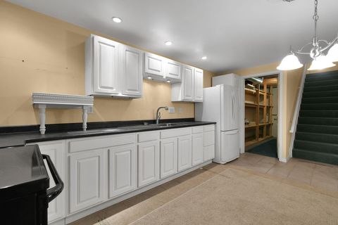 Tiny photo for 712 Stone Ridge Way, Newark, OH 43055 (MLS # 225041048)