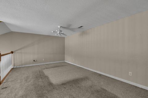 Tiny photo for 712 Stone Ridge Way, Newark, OH 43055 (MLS # 225041048)