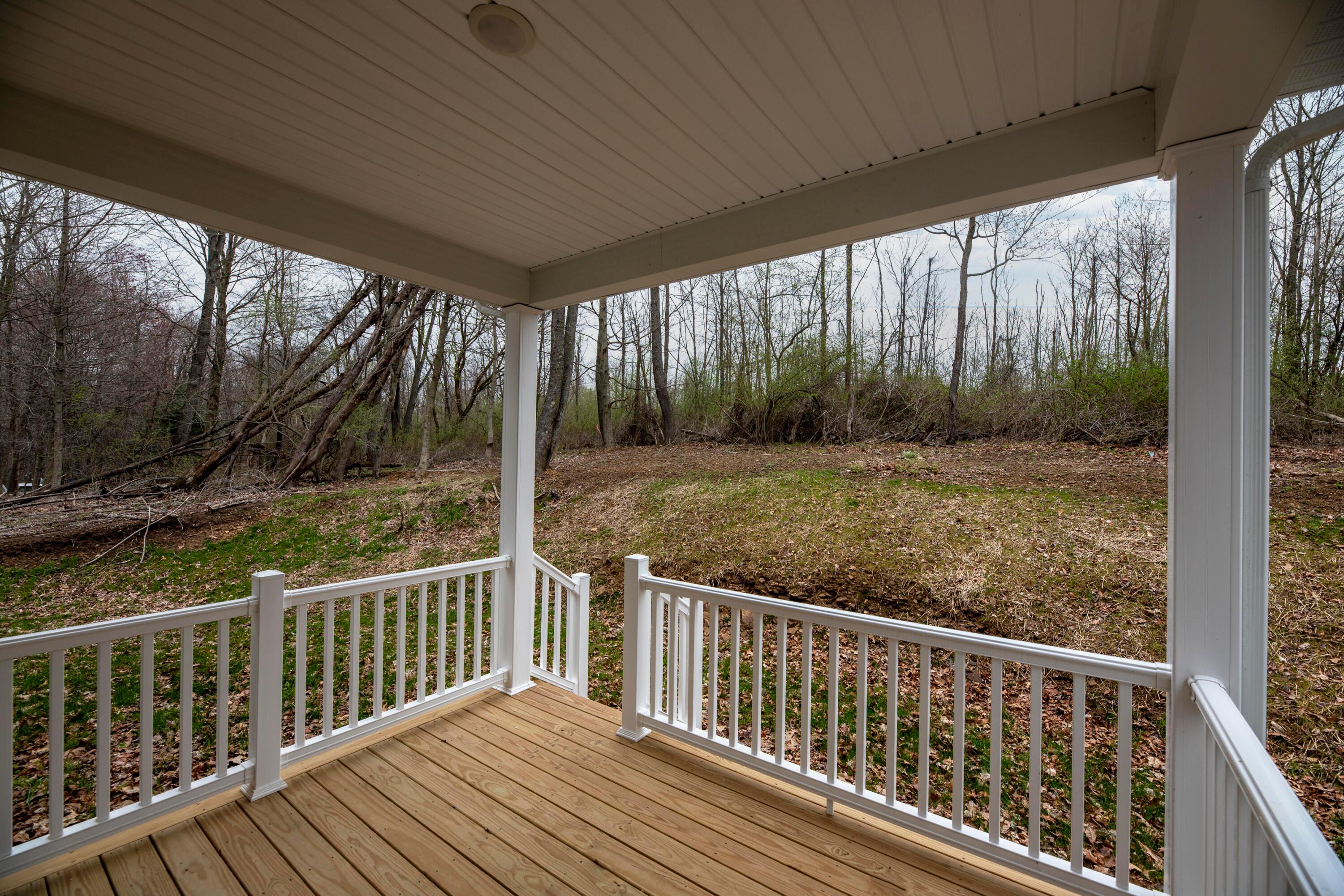 3462 Apple Valley Drive, Howard, Ohio image 9