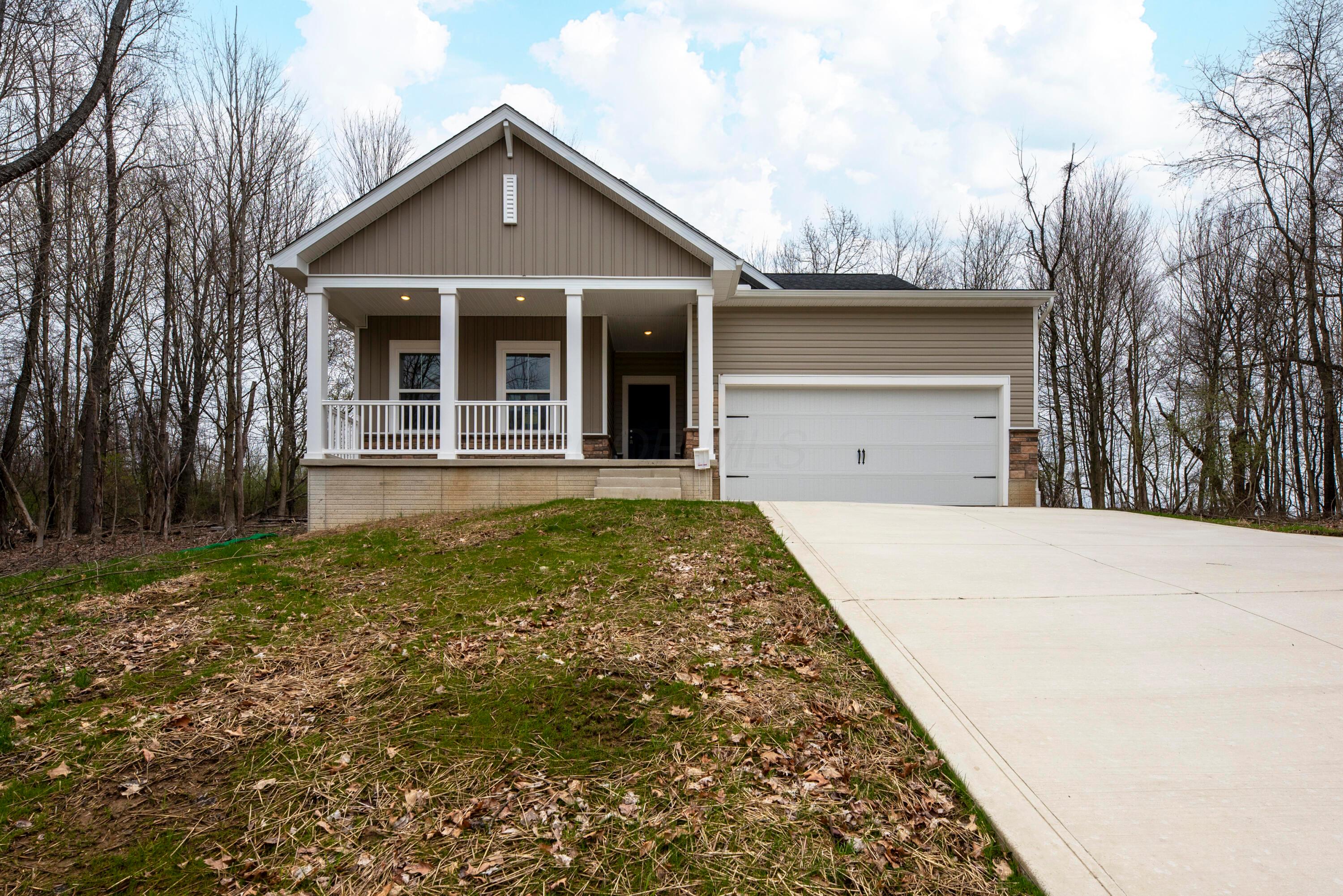 3462 Apple Valley Drive, Howard, Ohio image 2