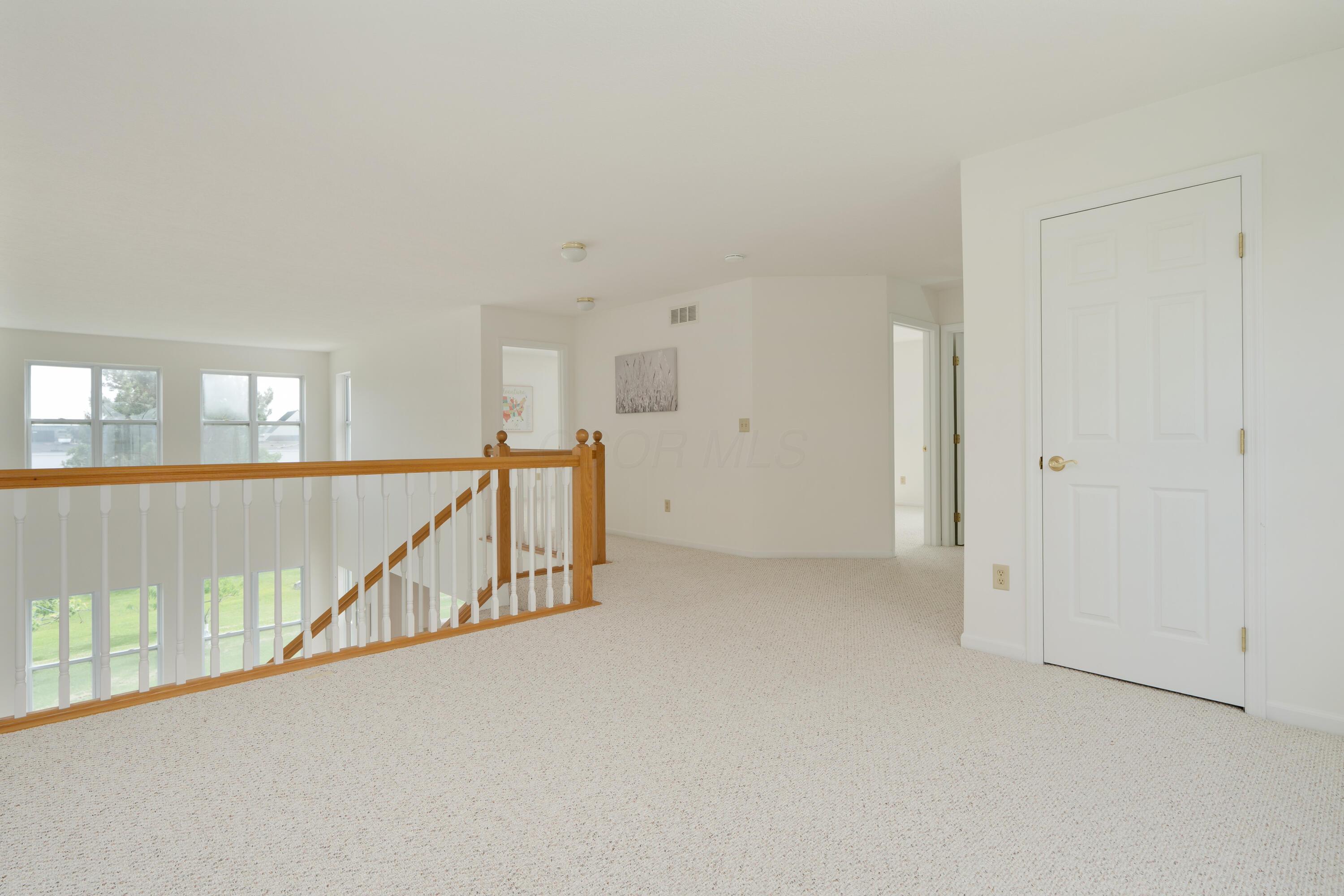 3899 Hampshire Avenue, Powell, Ohio image 30