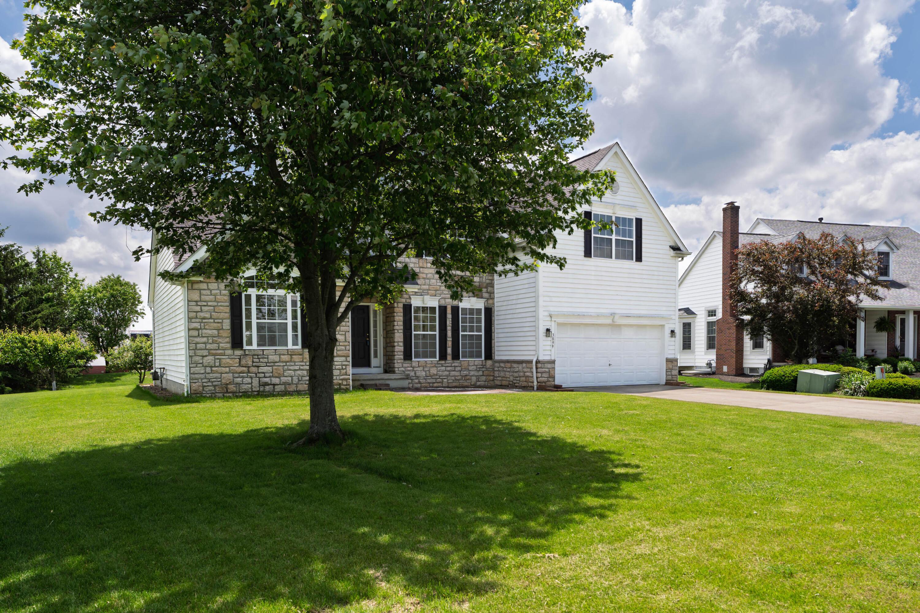 3899 Hampshire Avenue, Powell, Ohio image 3