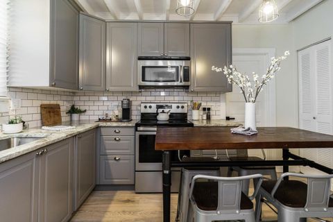 Photo of 795 Mohawk Street B #B, Columbus, OH 43206 (MLS # 226007466)